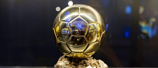 Ballon d&#039;Or, trofej Zlatá lopta