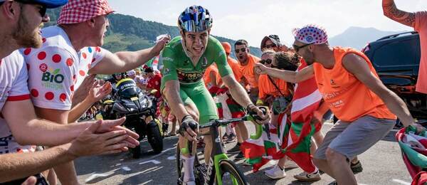 Wout van Aert v zelenom drese na Tour de France 2022