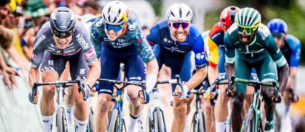 Jasper Philipsen (Alpecin-Deceuninck), Wout van Aert (Visma | Lease a Bike) a Biniam Girmay (Intermarché – Wanty), 13. etapa Tour de France 2024