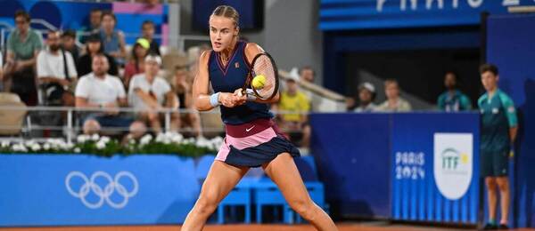 Slovenka Anna Karolína Schmiedlová počas semifinálového súboja s Donnou Vekic na LOH 2024