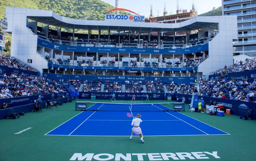 Finálový zápas medzi Donnou Vekić a Caroline Garcia v roku 2023.