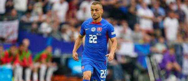 Stanislav Lobotka v zápase proti Anglicku na EURO 2024