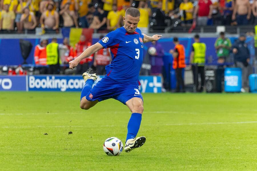 Denis Vavro, futbalový obranca slovenskej reprezentácie