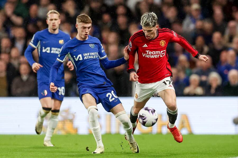 Cole Palmer (Chelsea) vs. Alejandro Garnacho (Man United).