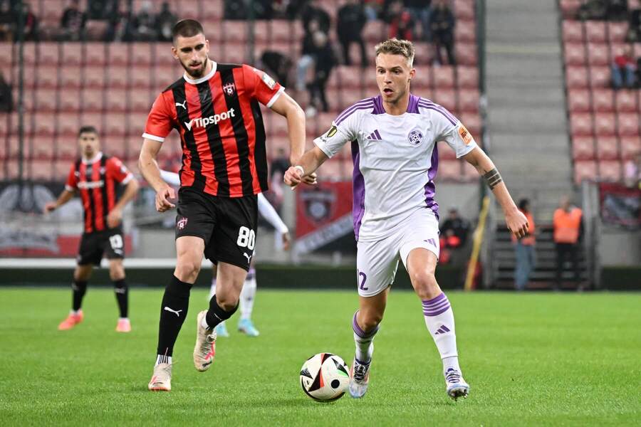 Adrian Zeljković (vľavo) a Dominik Žák (vpravo) v zápase 3. kola Niké ligy Trnava vs. Komárno – Foto: TASR/Profimedia