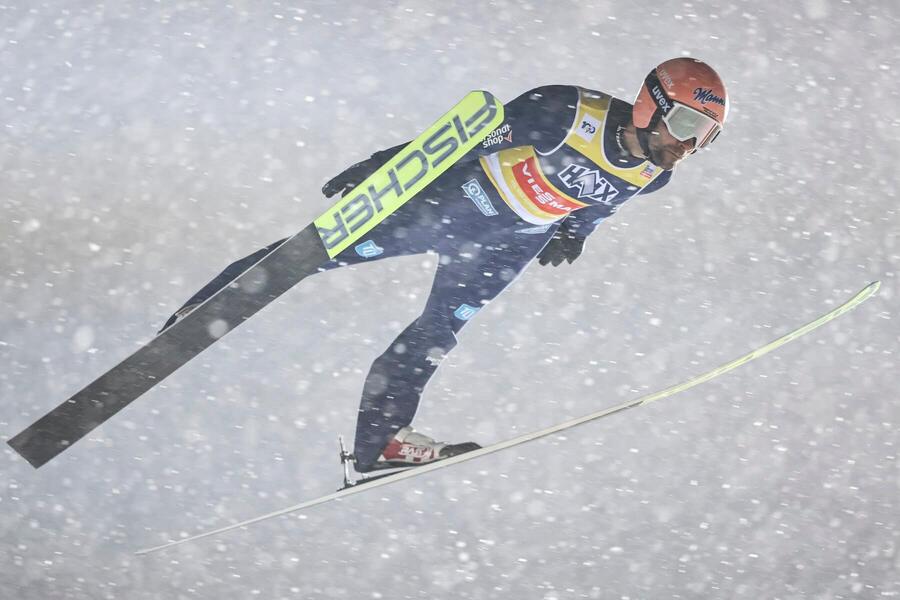 Nemecký skokan na lyžiach Pius Paschke – Foto: ČTK / AP / Geir Olsen