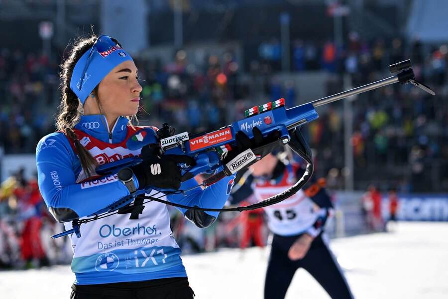 Dorothea Wierer na strelnici v Oberhofe (Nemecko)